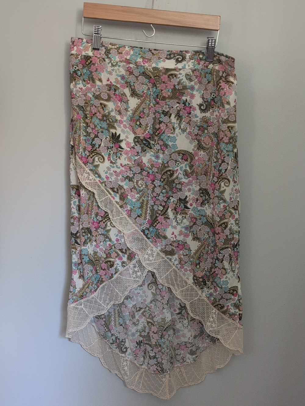 Zadig & Voltaire Cream Floral High-Low Lace Trim Skirt Size 8